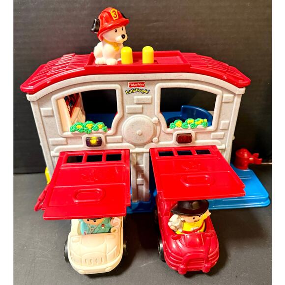 Fisher-Price Little People Fun Sounds Rescue fire truck ambulance 2 figures Dog - Picture 4 of 6